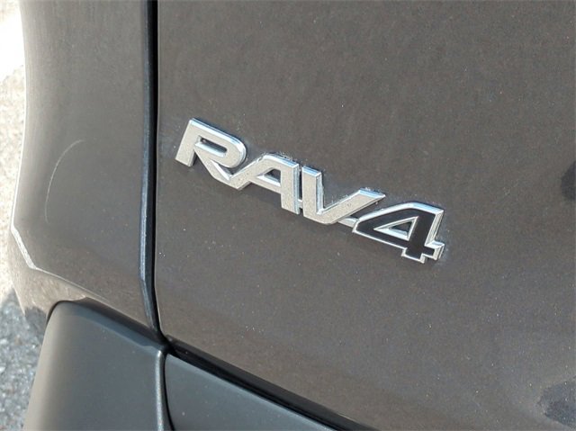 Thumbnail: 2020 Toyota RAV4 - 13