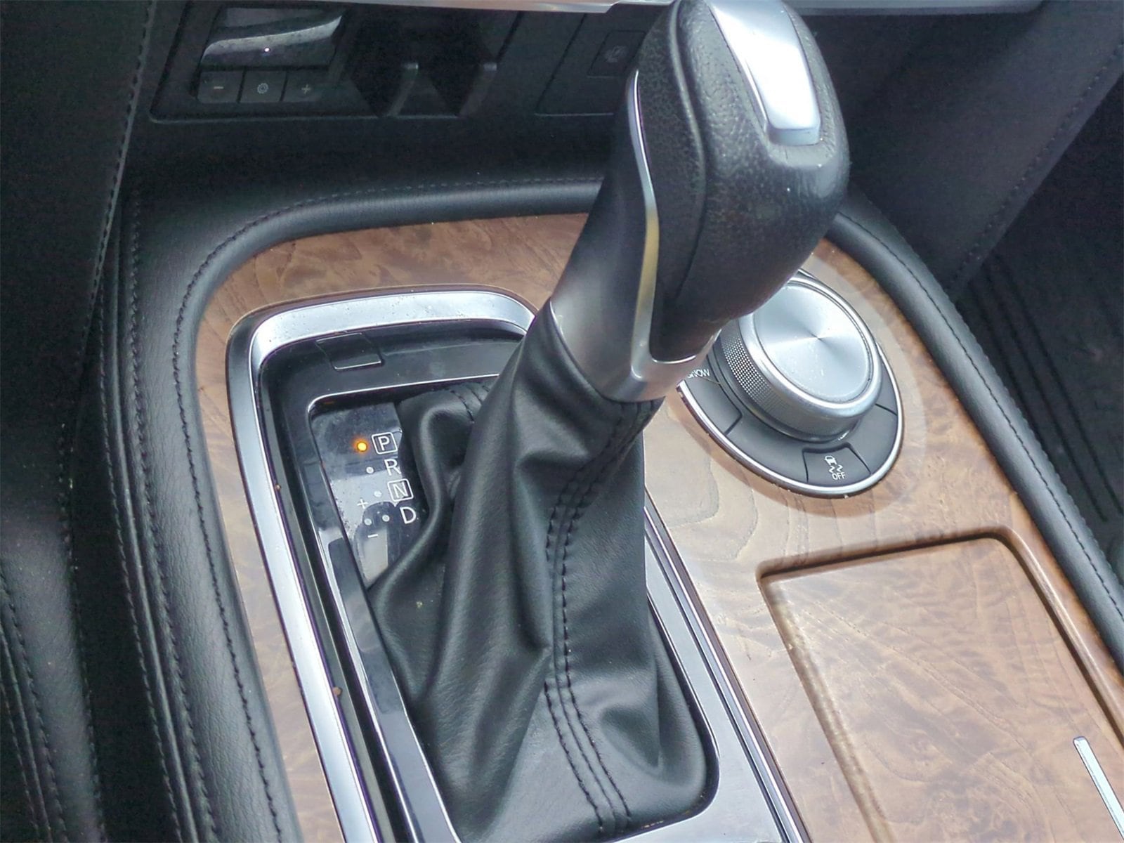 Thumbnail: 2022 Nissan Armada - 34