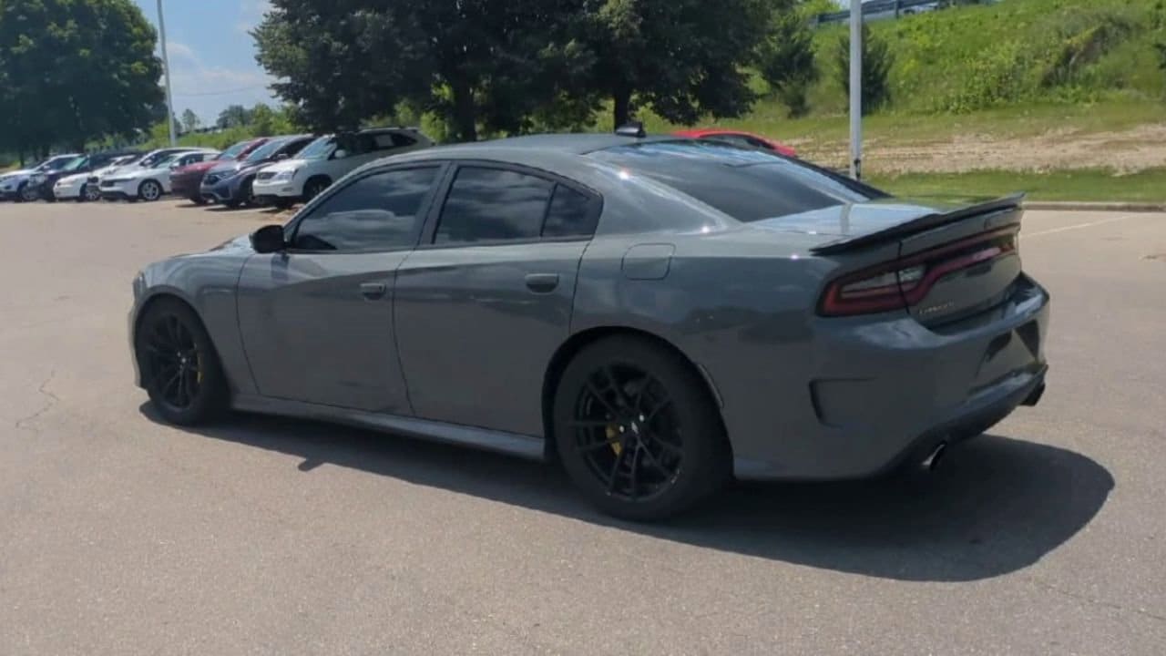 Thumbnail: 2017 Dodge Charger - 6