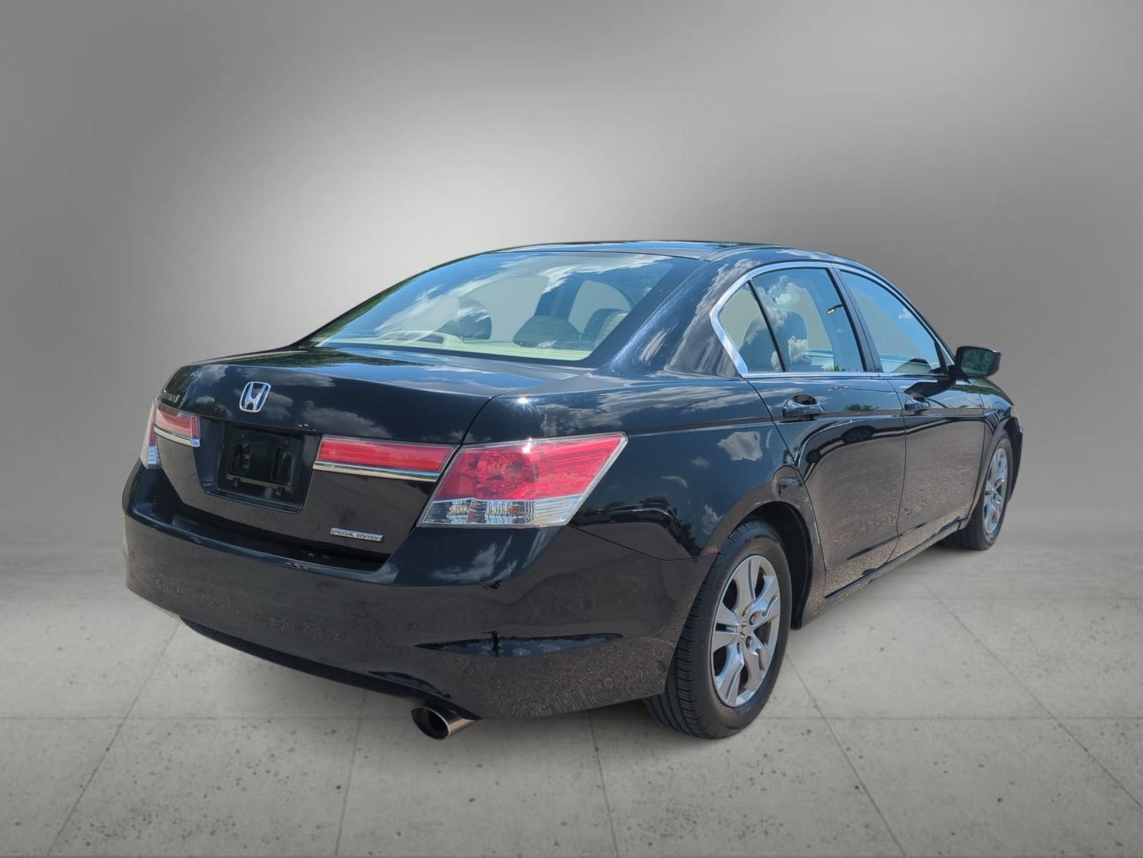 Thumbnail: 2011 Honda Accord - 8