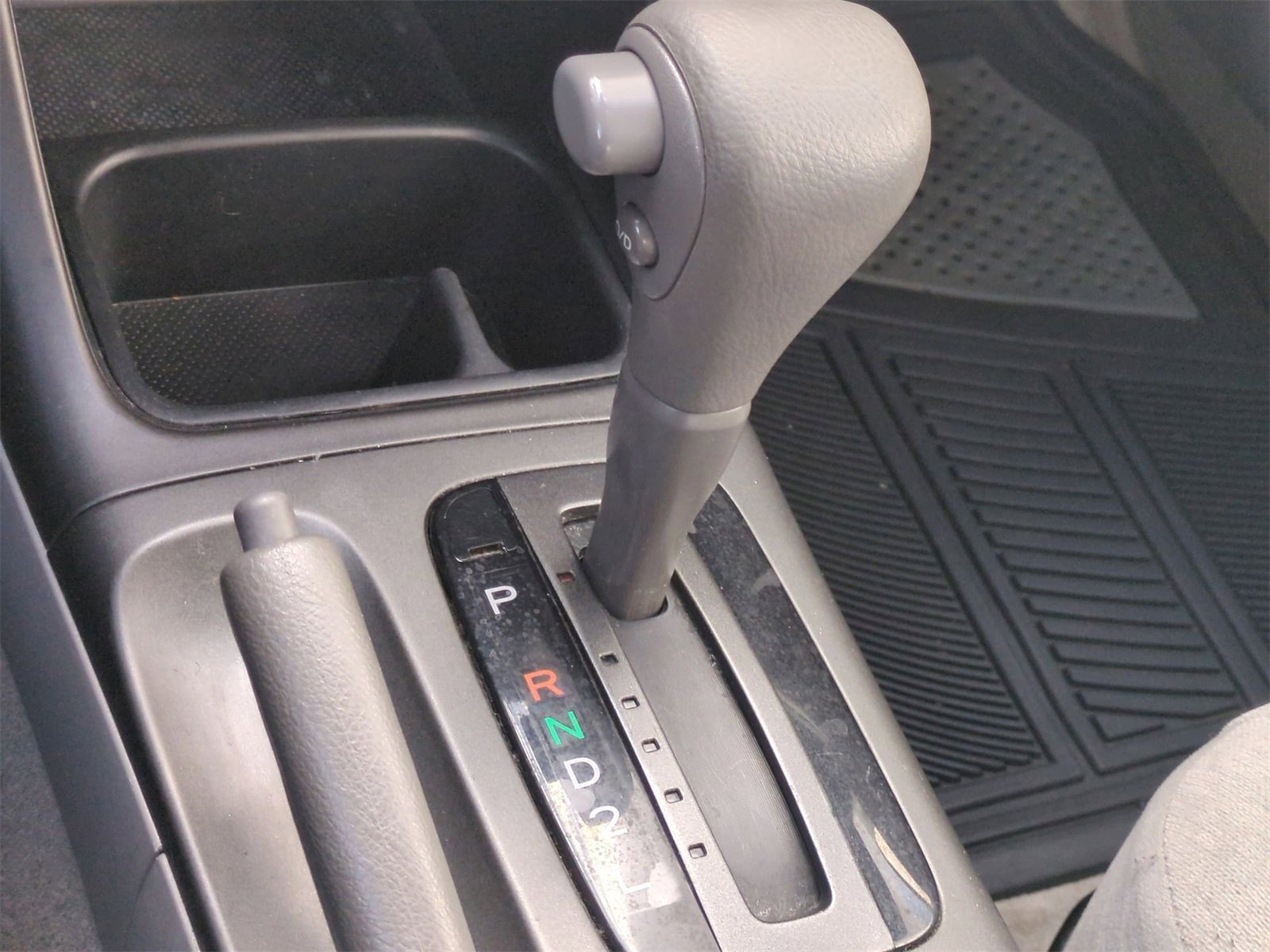 Thumbnail: 2004 Toyota Camry - 27