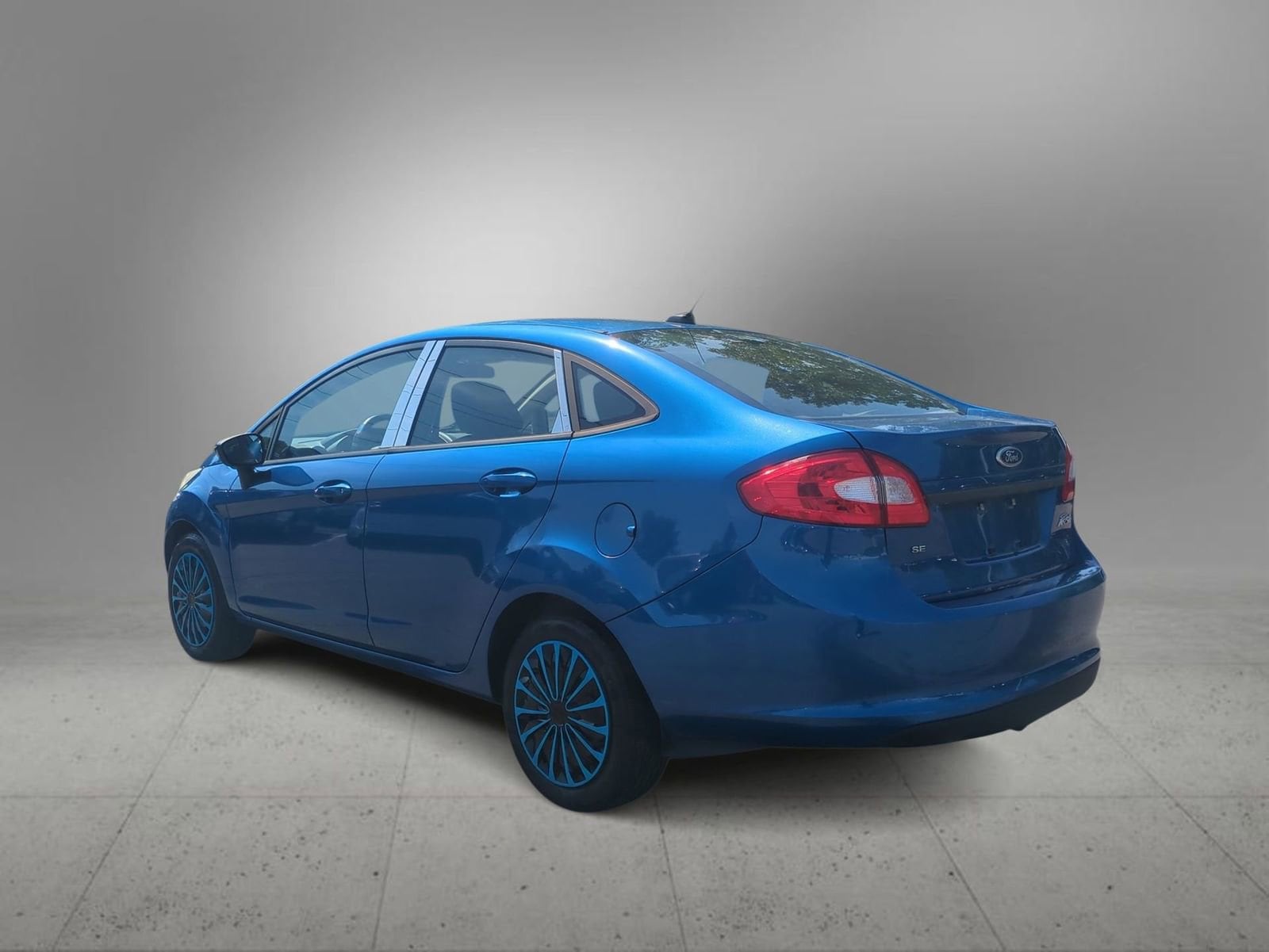 Thumbnail: 2011 Ford Fiesta - 6