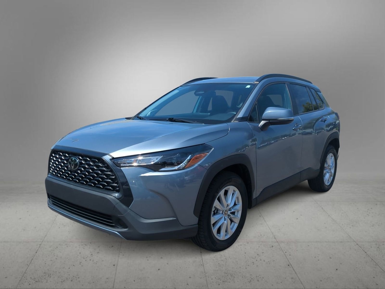 Thumbnail: 2023 Toyota Corolla Cross - 4