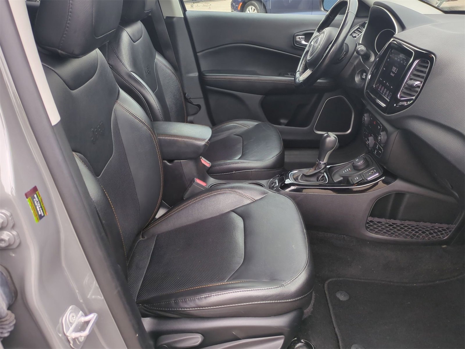 Thumbnail: 2020 Jeep Compass - 21