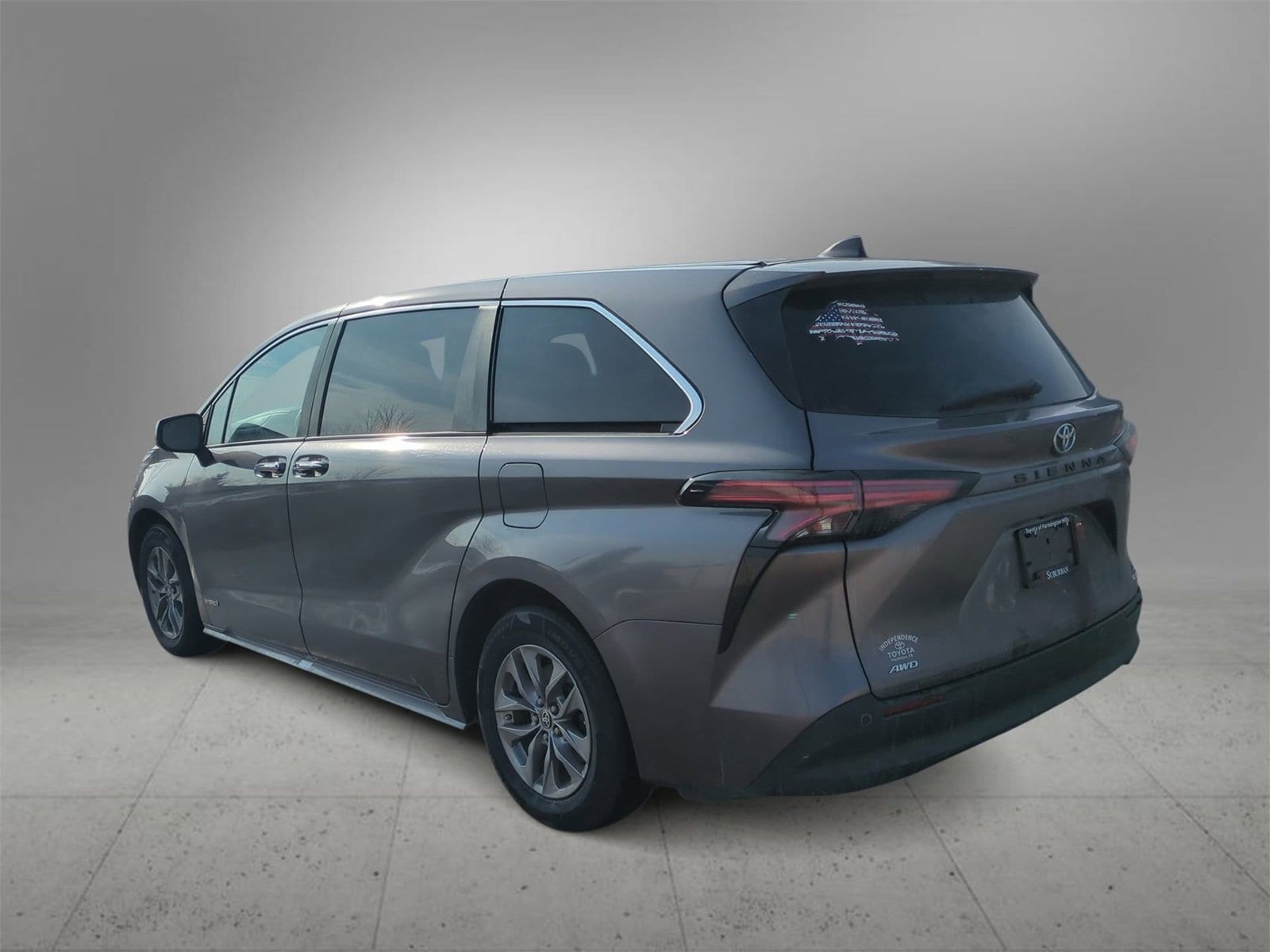 Thumbnail: 2021 Toyota Sienna - 6