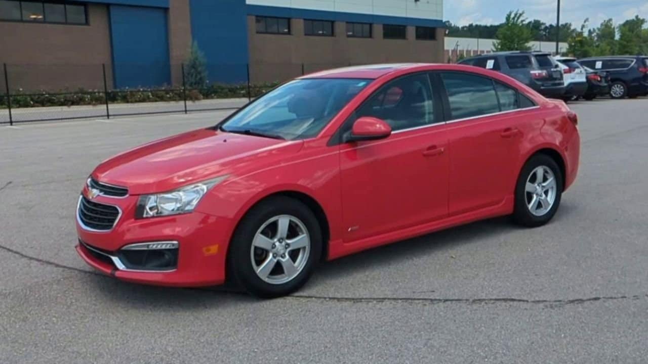Thumbnail: 2016 Chevrolet Cruze - 4