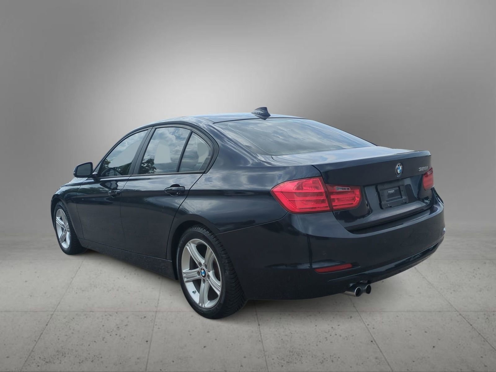 Thumbnail: 2014 BMW 3 Series - 6