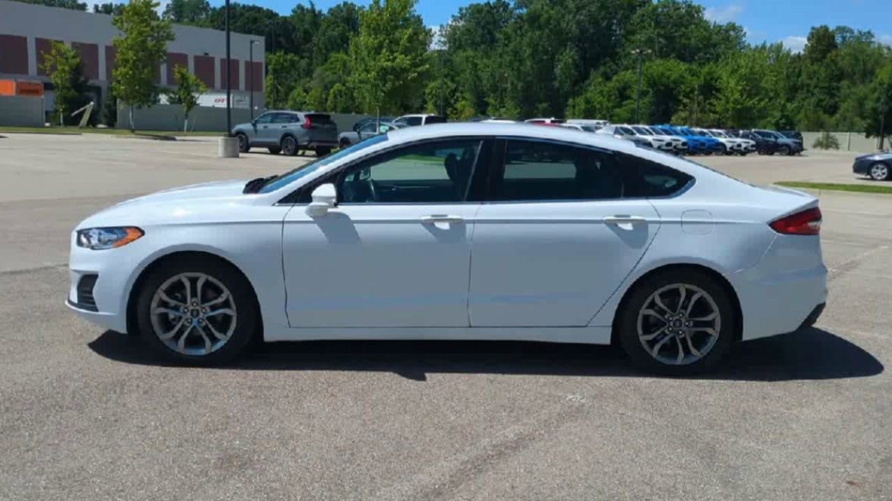 Thumbnail: 2020 Ford Fusion - 5
