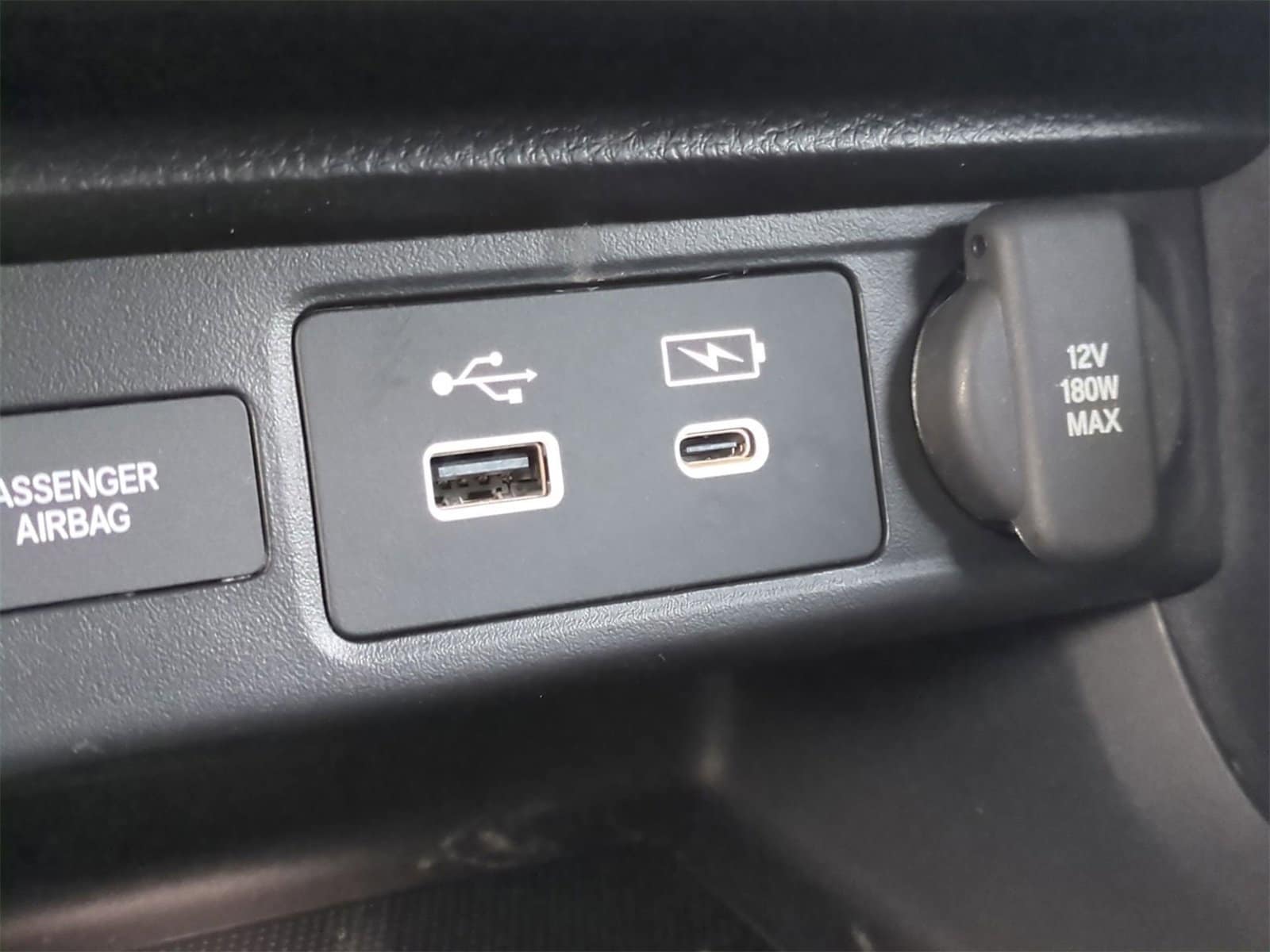 Thumbnail: 2023 Acura Integra - 31