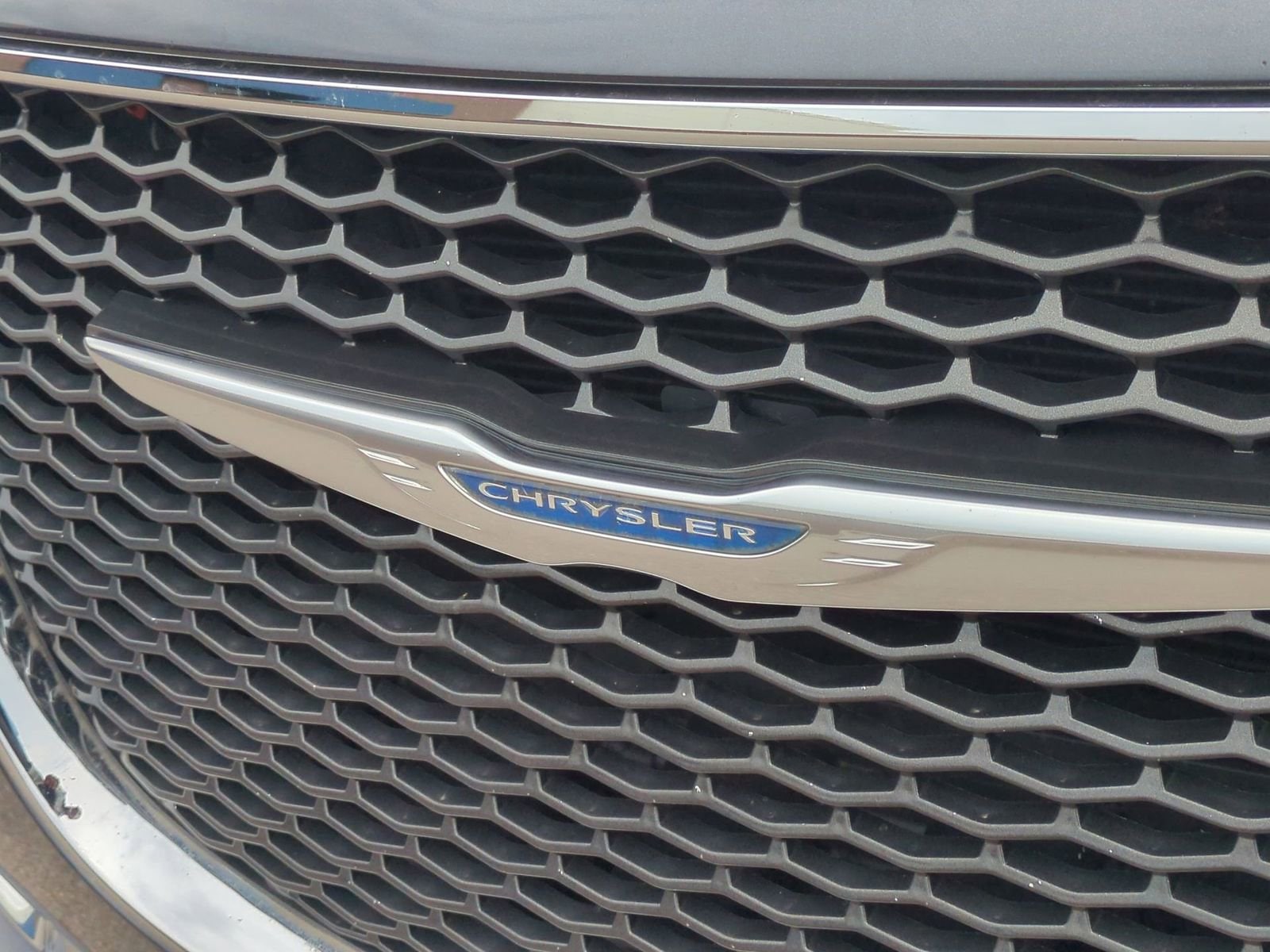 Thumbnail: 2017 Chrysler 300 - 12