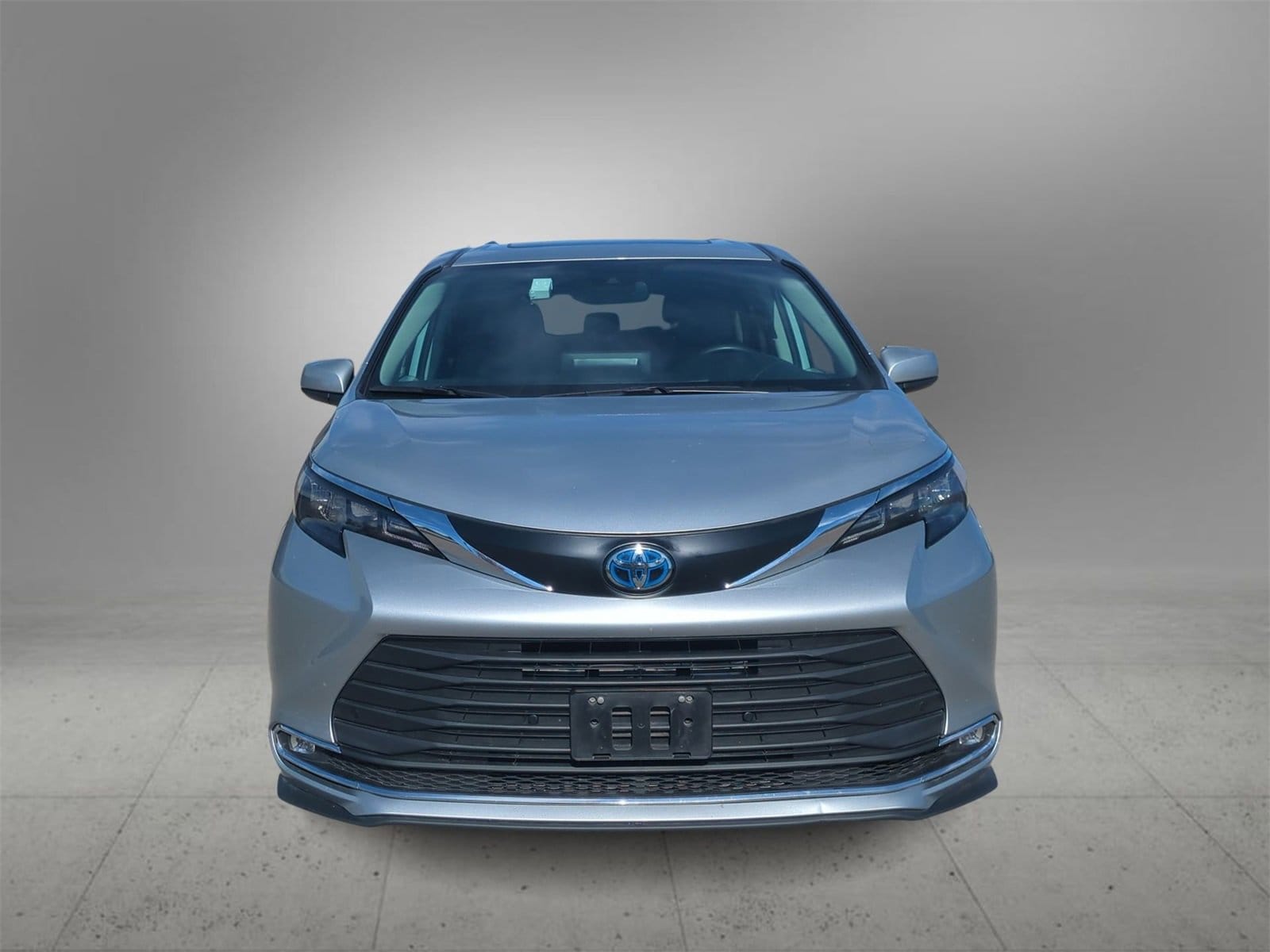 Thumbnail: 2024 Toyota Sienna - 3