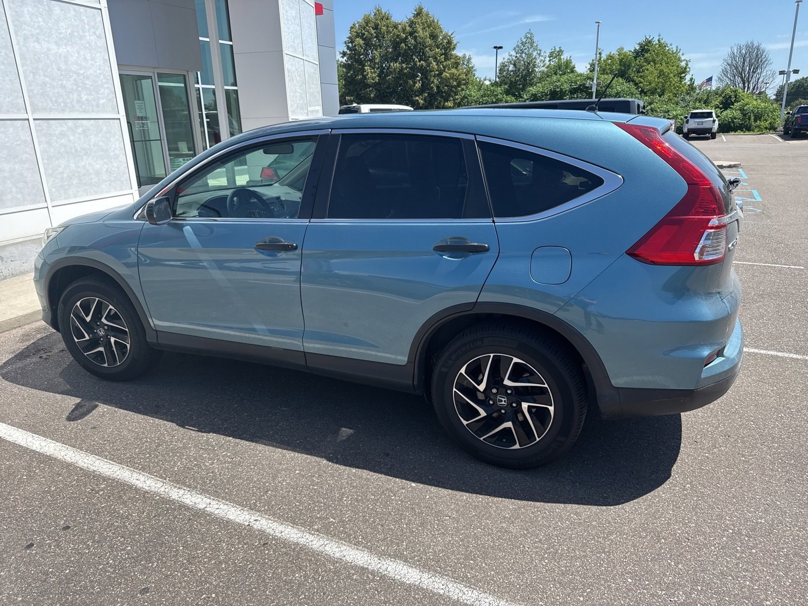 Thumbnail: 2016 Honda CR-V - 4
