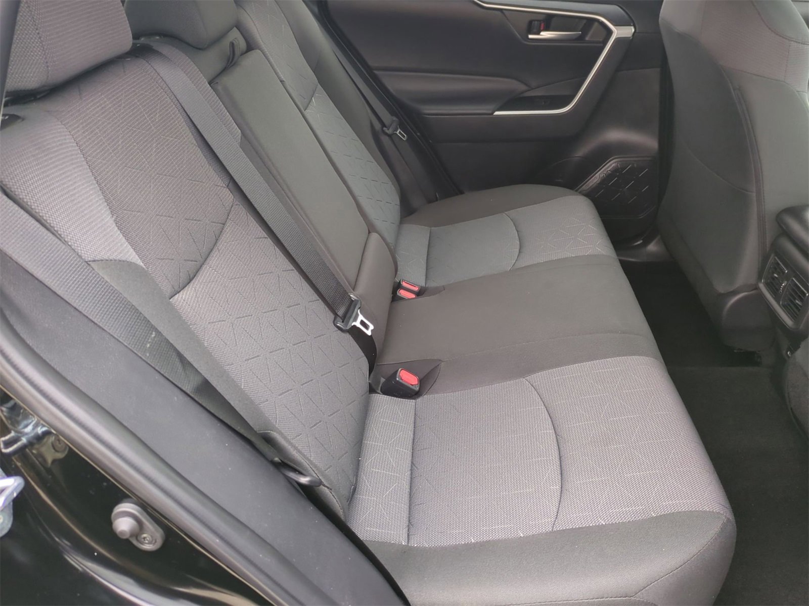 Thumbnail: 2025 Toyota RAV4 - 20