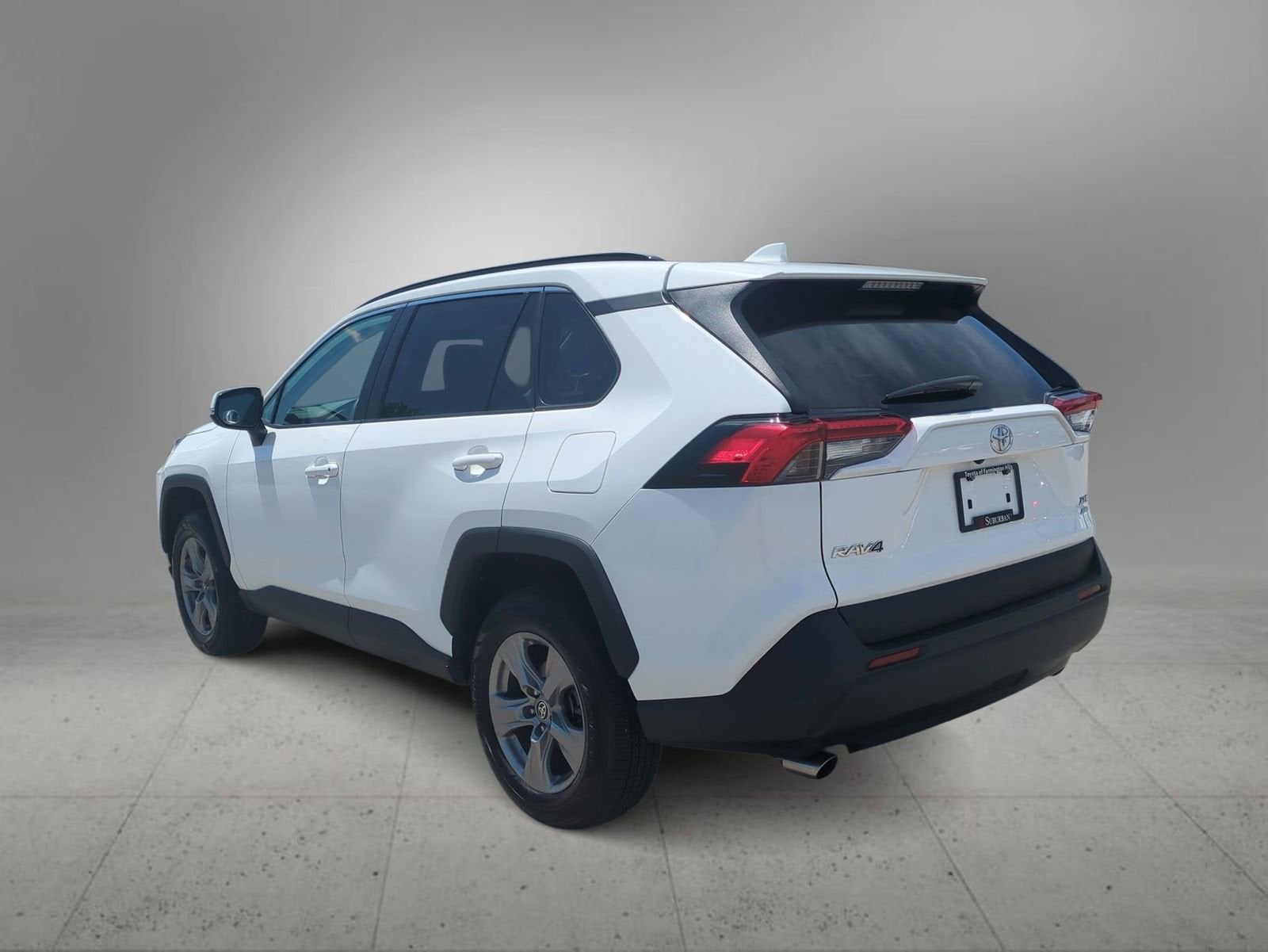 Thumbnail: 2022 Toyota RAV4 - 6