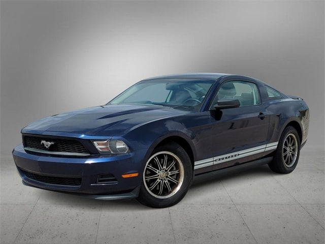 2011 Ford Mustang Base -
                Farmington Hills, MI