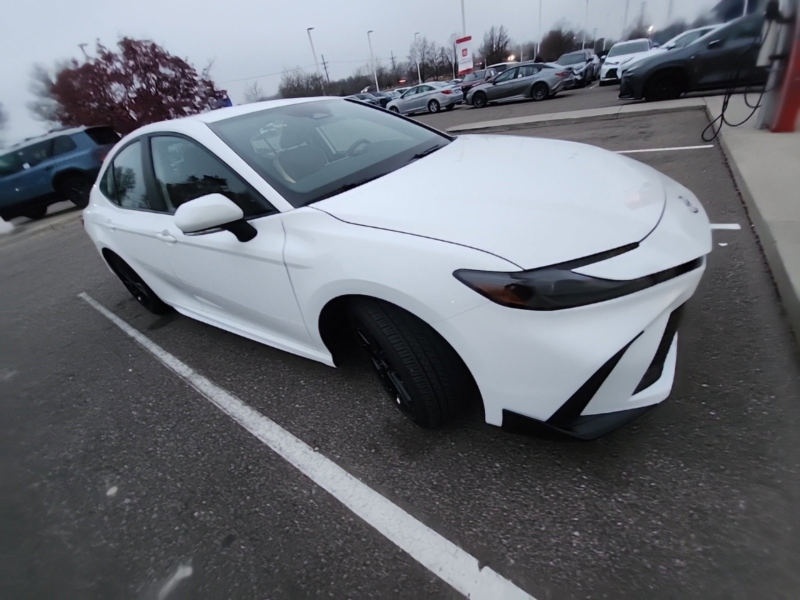 Thumbnail: 2025 Toyota Camry - 3