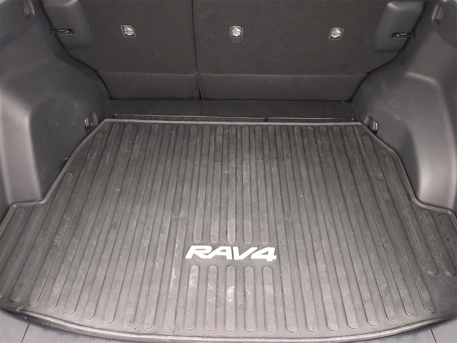 Thumbnail: 2023 Toyota RAV4 - 32