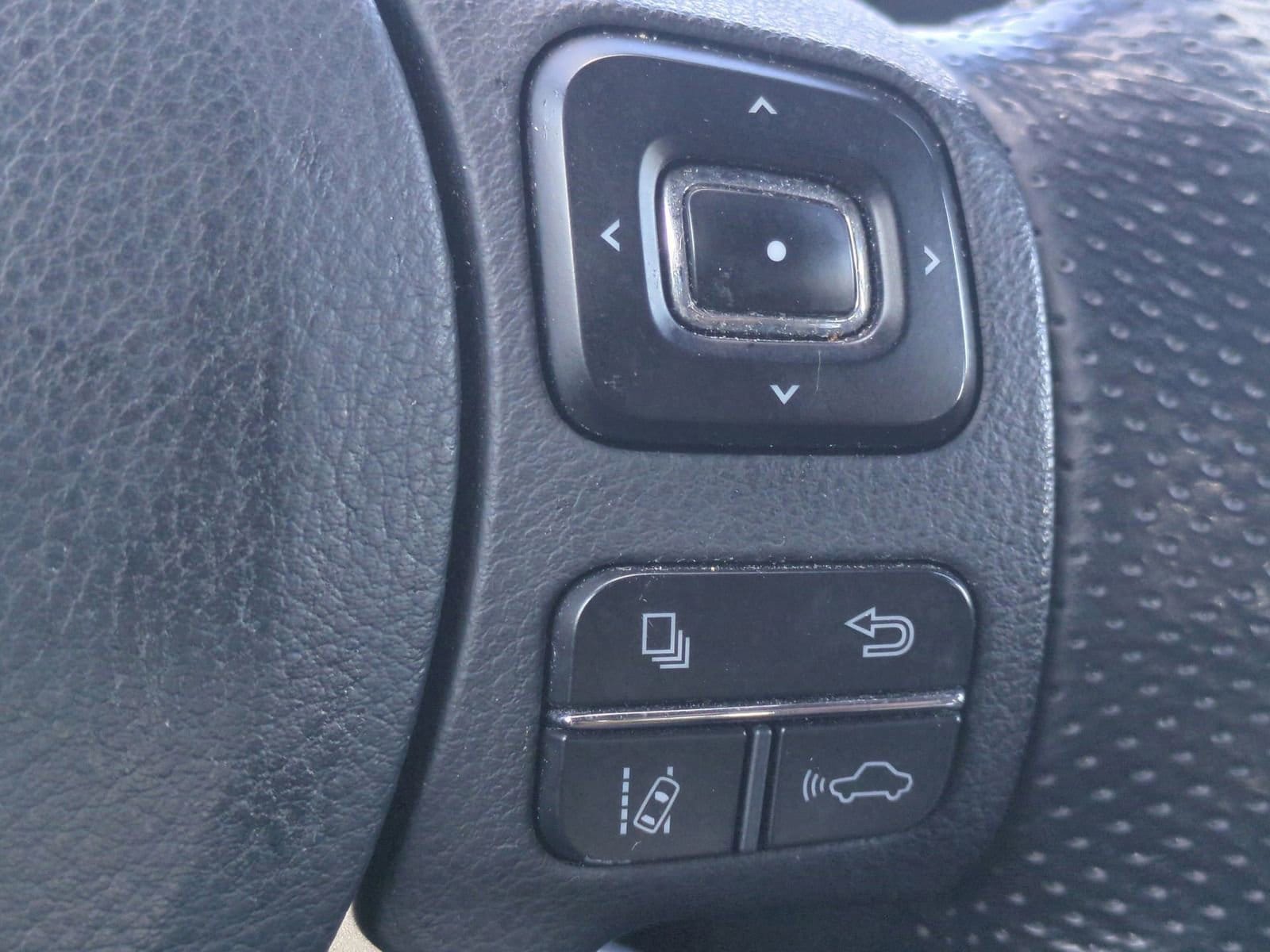 Thumbnail: 2017 Lexus IS - 26