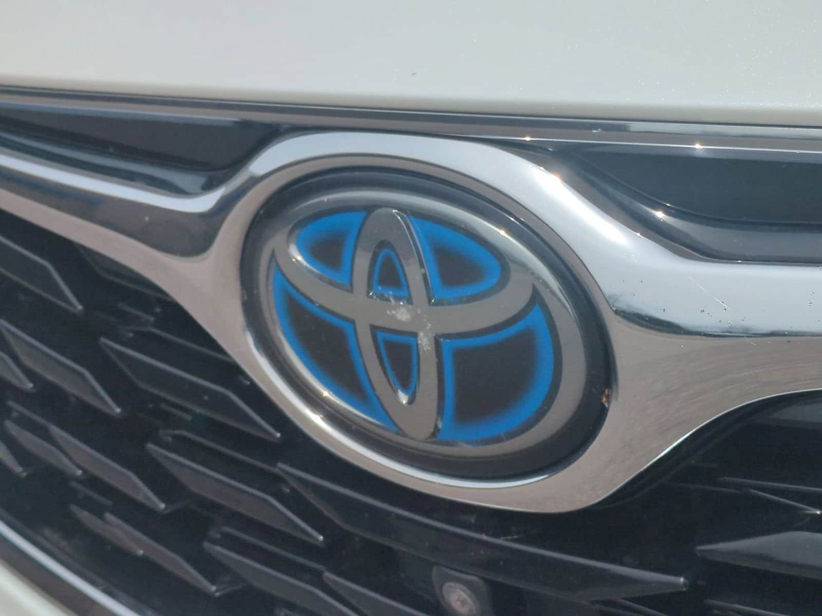 Thumbnail: 2021 Toyota Highlander - 12