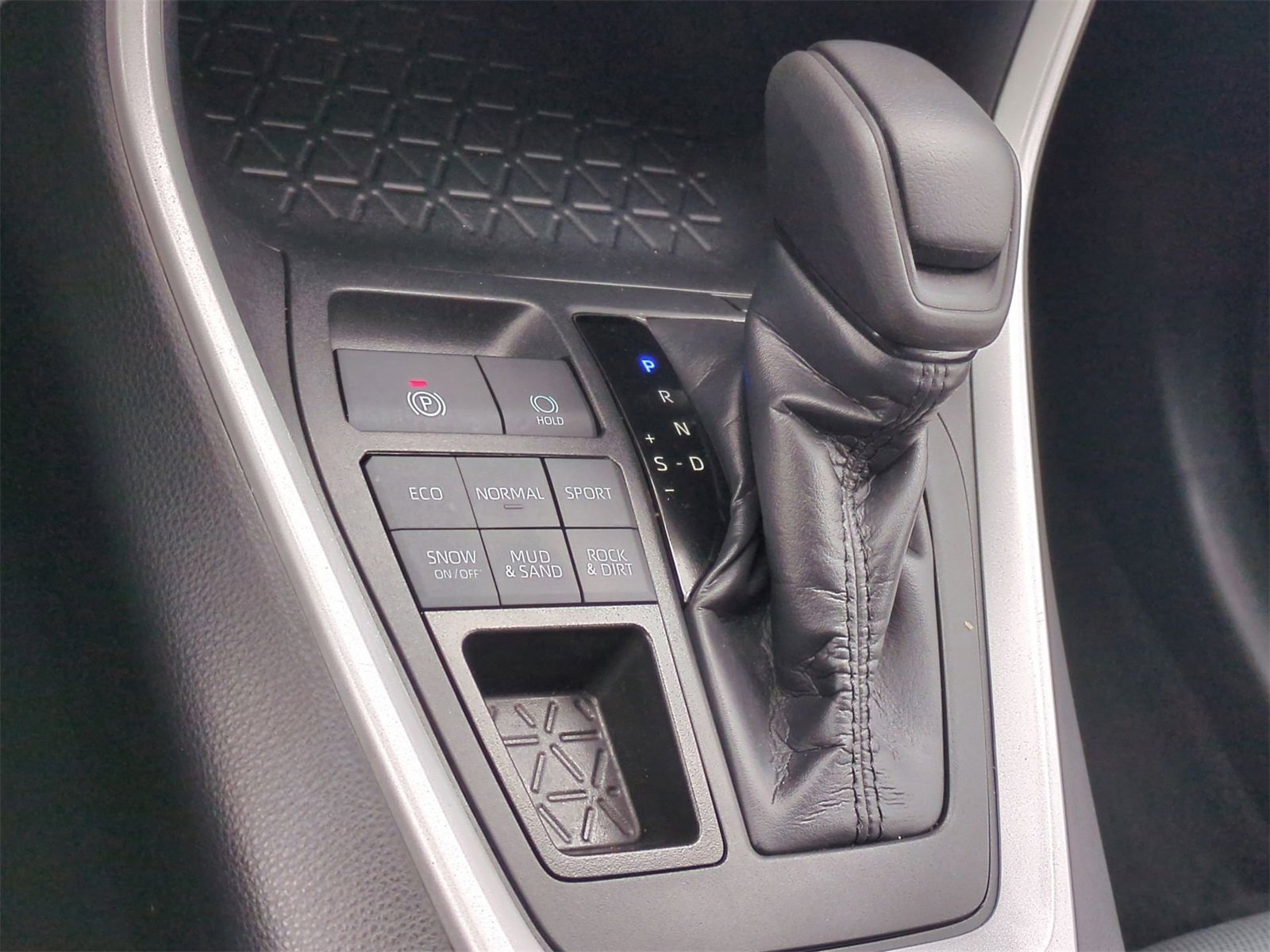 Thumbnail: 2025 Toyota RAV4 - 30