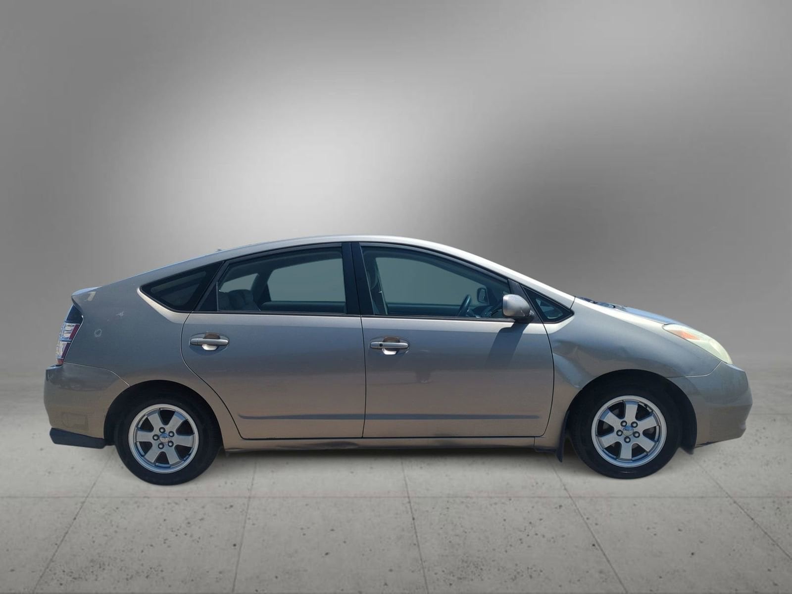 Thumbnail: 2005 Toyota Prius - 9