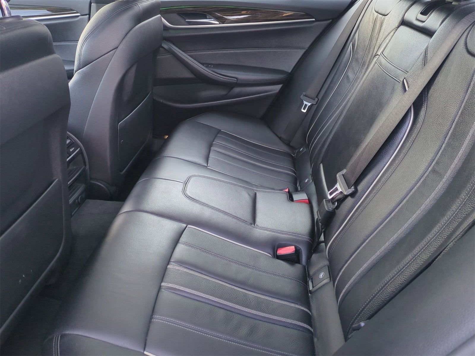 Thumbnail: 2018 BMW 5 Series - 20