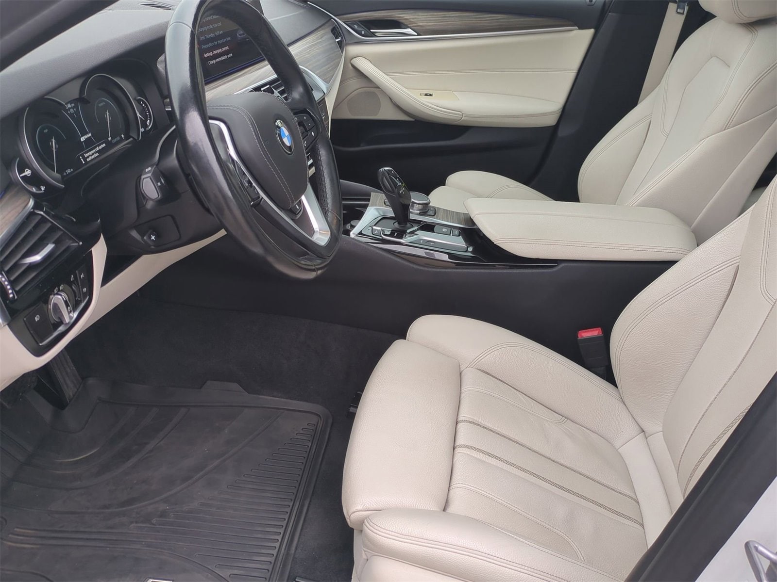 Thumbnail: 2018 BMW 5 Series - 16