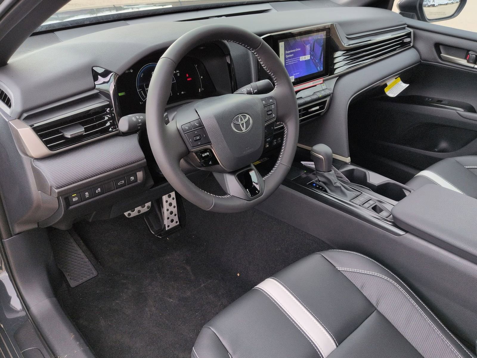 Thumbnail: 2026 Toyota Camry - 10