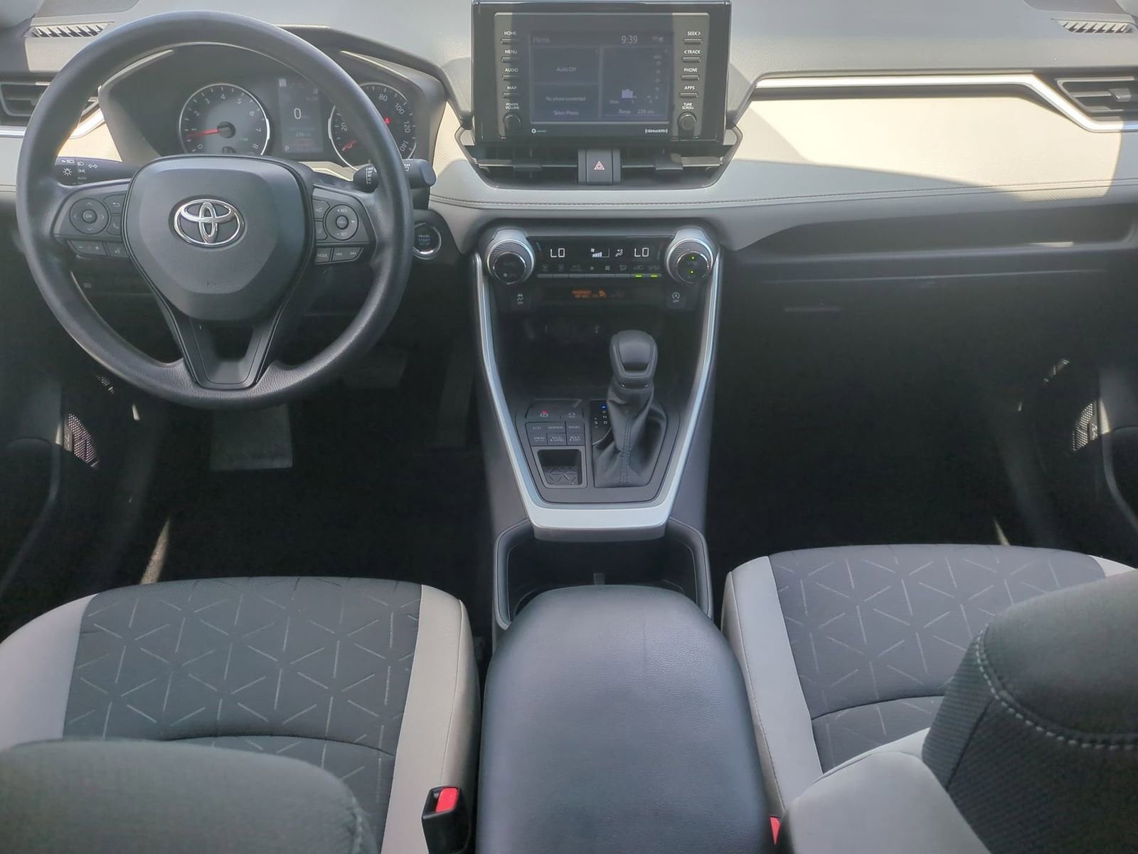 Thumbnail: 2022 Toyota RAV4 - 15