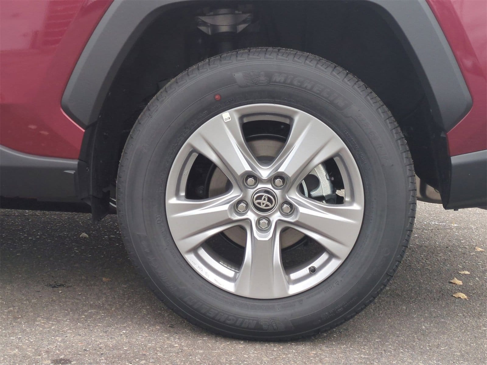 Thumbnail: 2025 Toyota RAV4 - 14