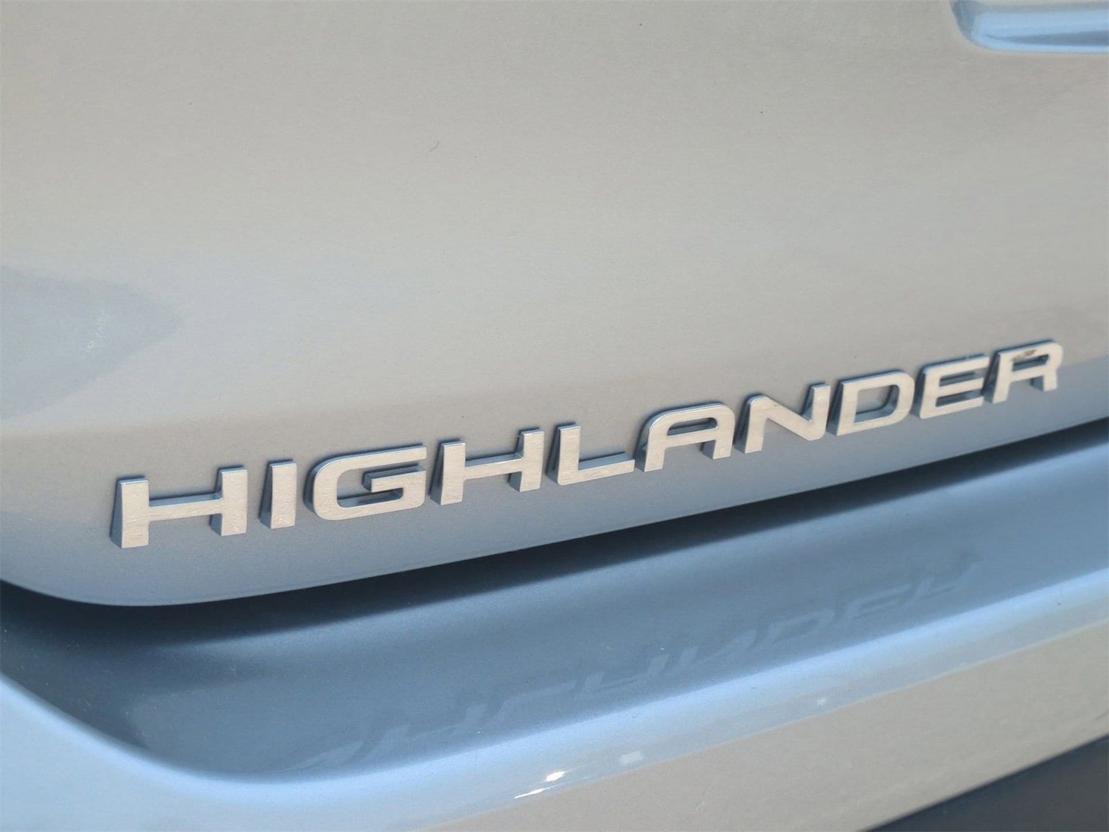 Thumbnail: 2022 Toyota Highlander - 13