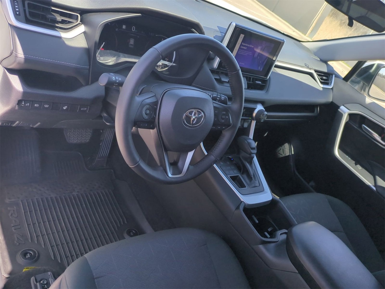 Thumbnail: 2023 Toyota RAV4 - 10