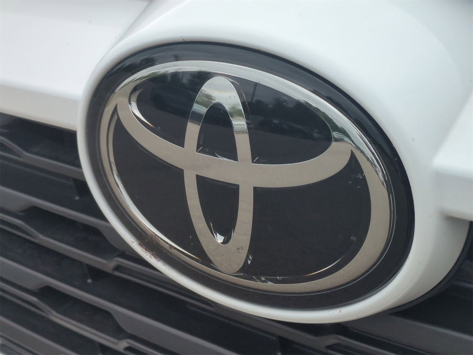 Thumbnail: 2023 Toyota RAV4 - 12