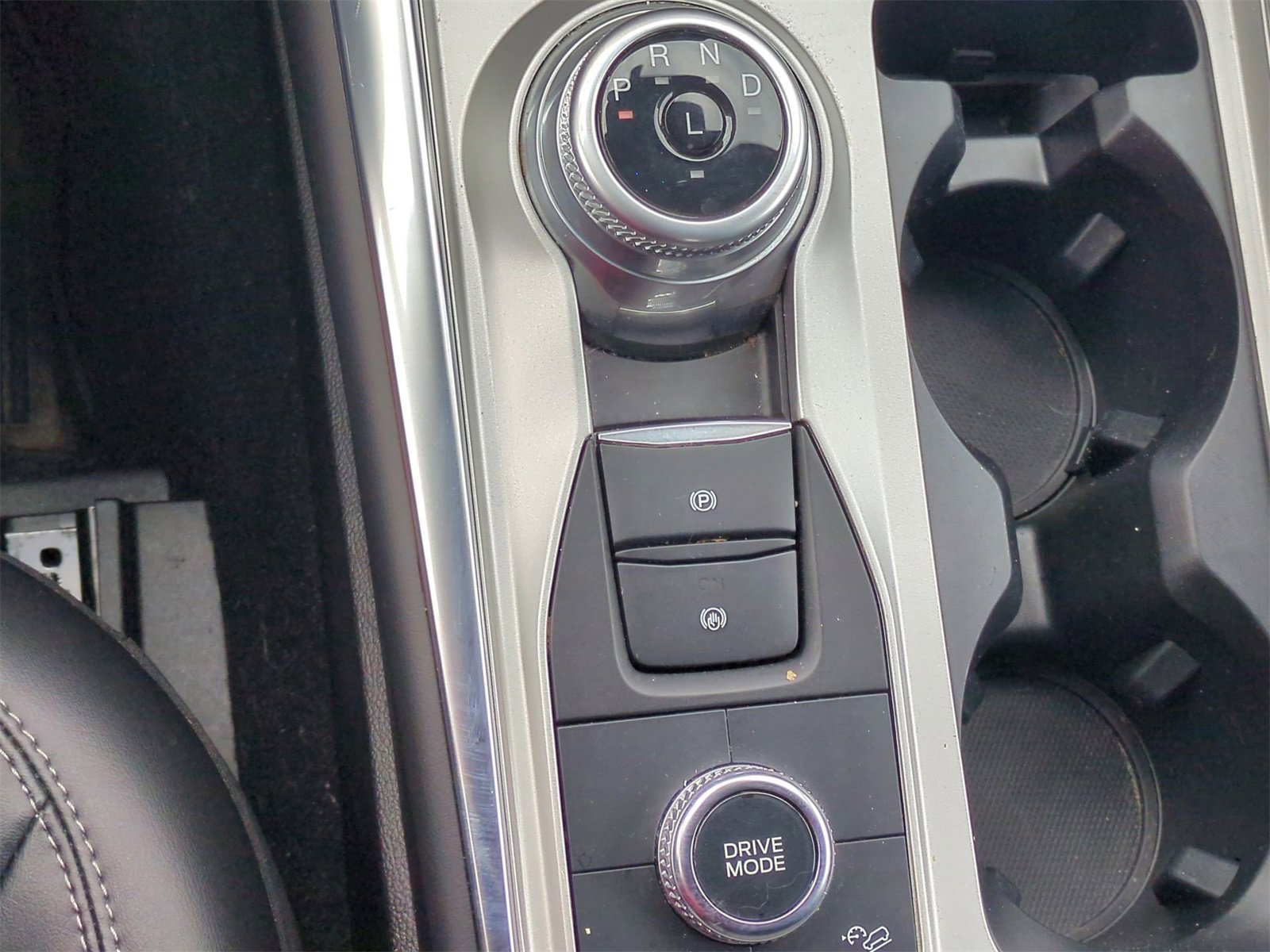 Thumbnail: 2023 Ford Explorer - 30