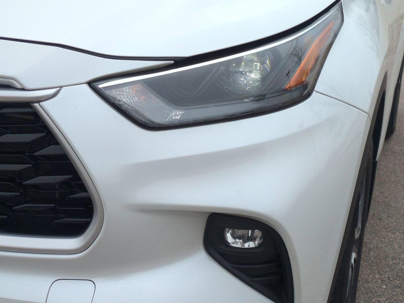 Thumbnail: 2023 Toyota Highlander - 11