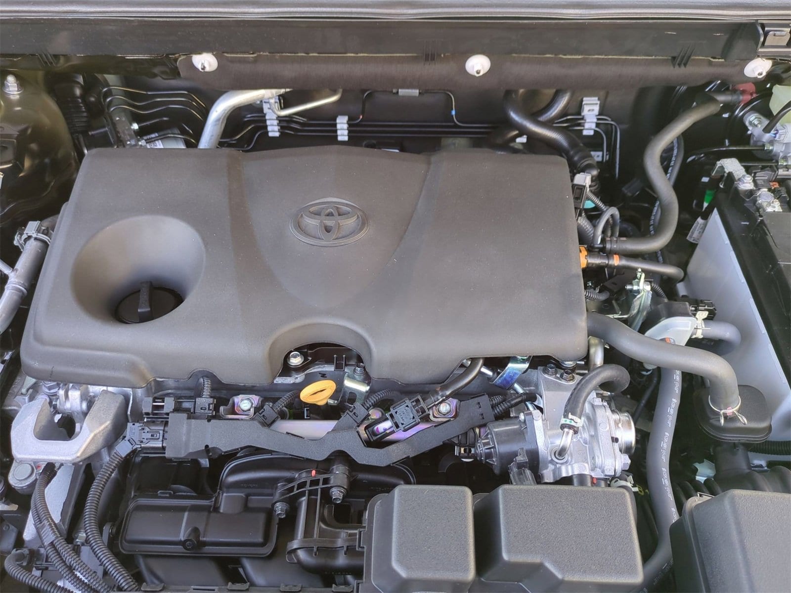 Thumbnail: 2025 Toyota RAV4 - 14