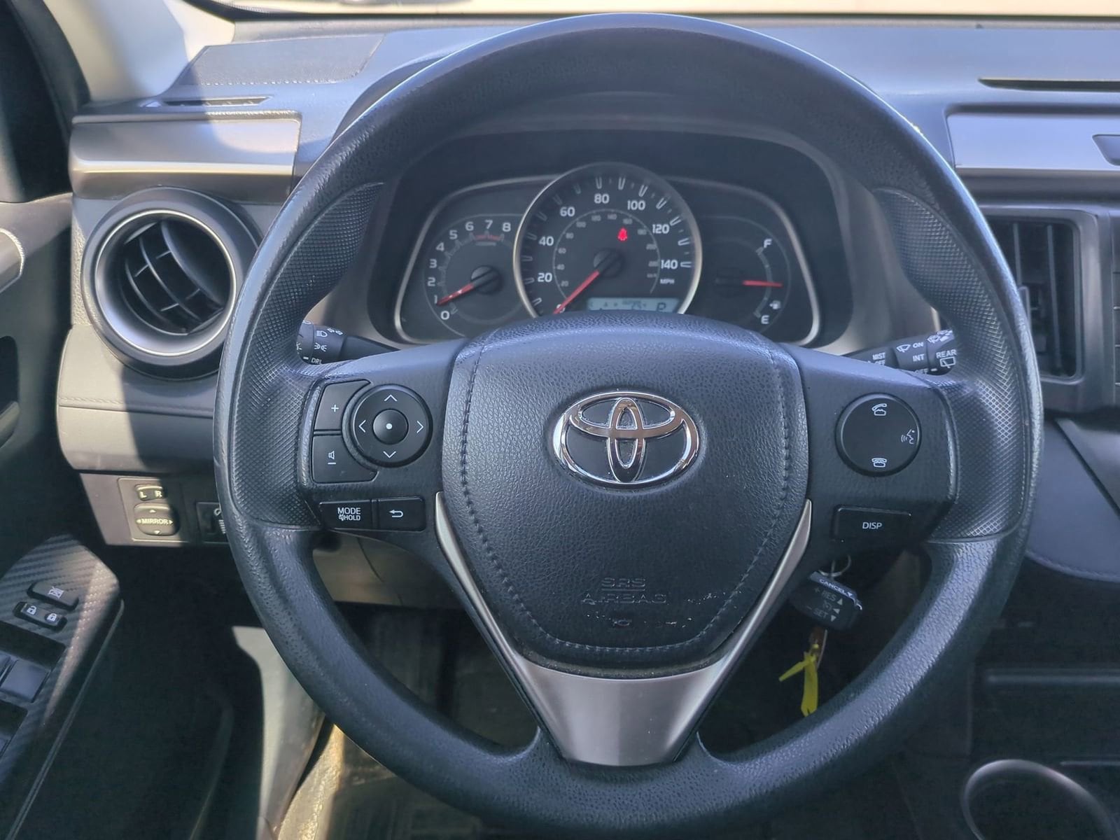 Thumbnail: 2015 Toyota RAV4 - 22