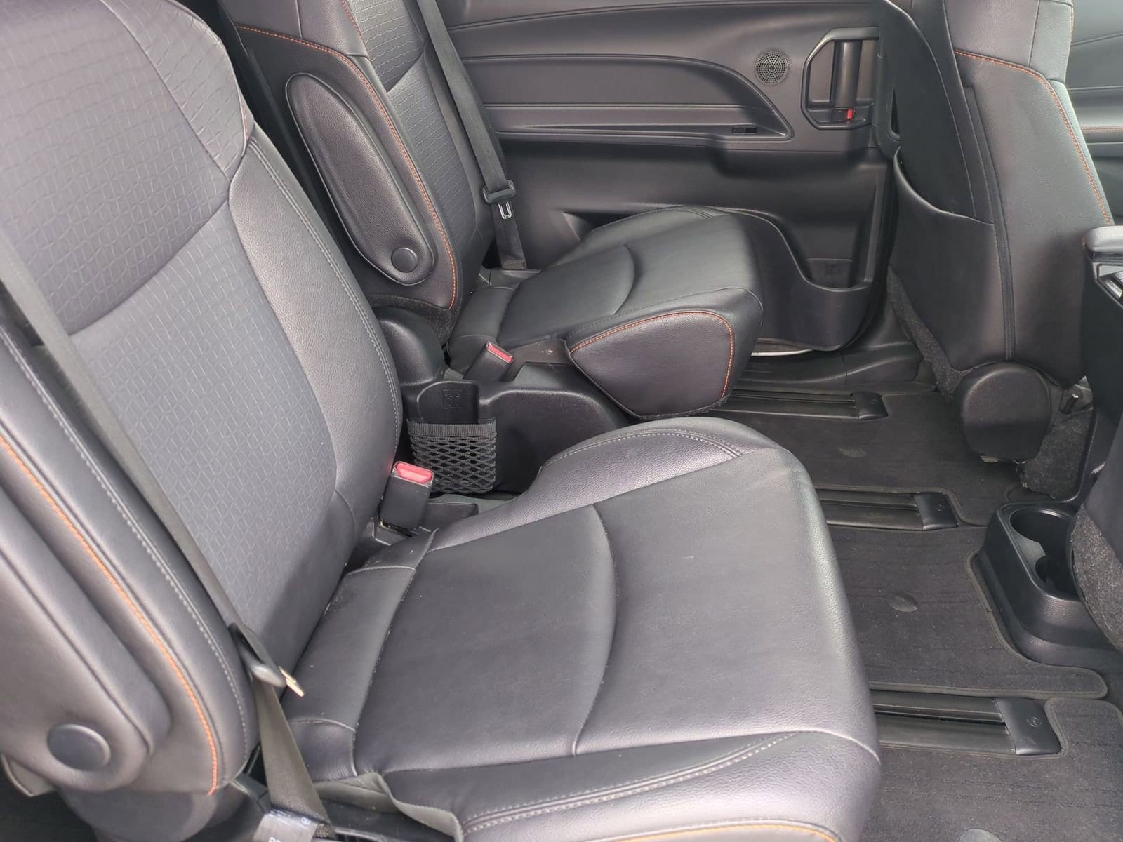 Thumbnail: 2023 Toyota Sienna - 21