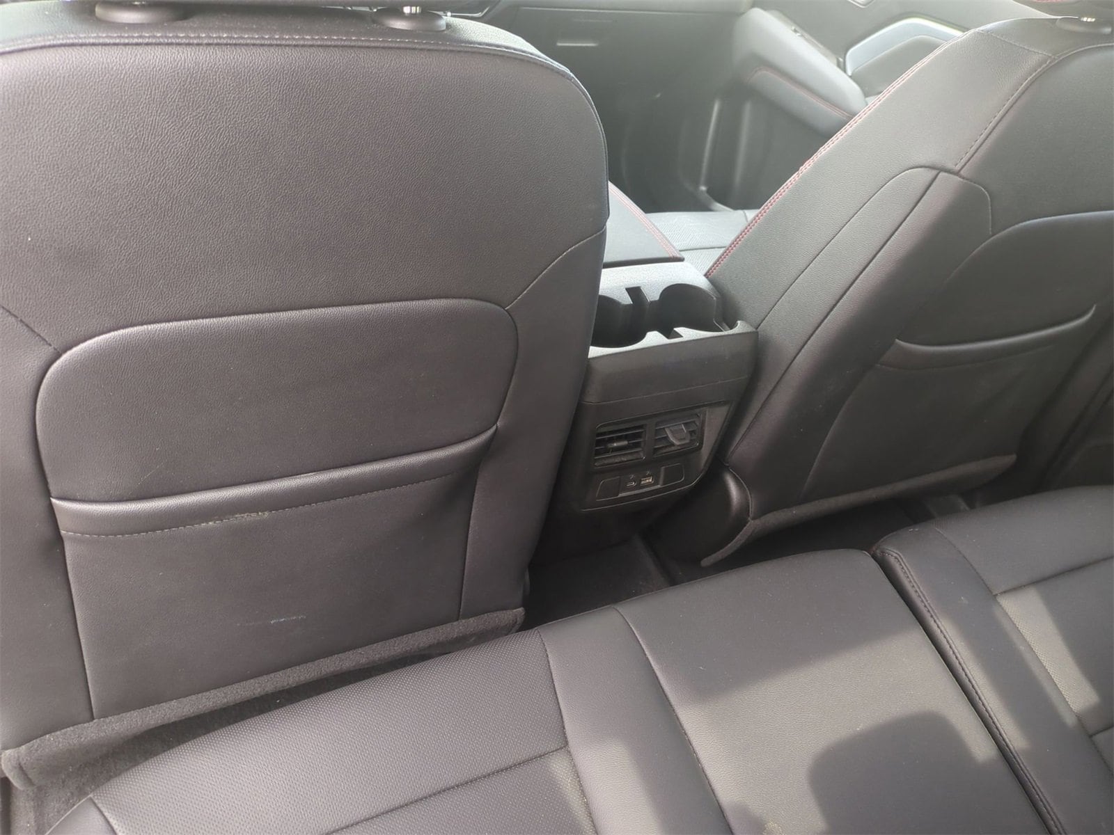 Thumbnail: 2023 Chevrolet Colorado - 18