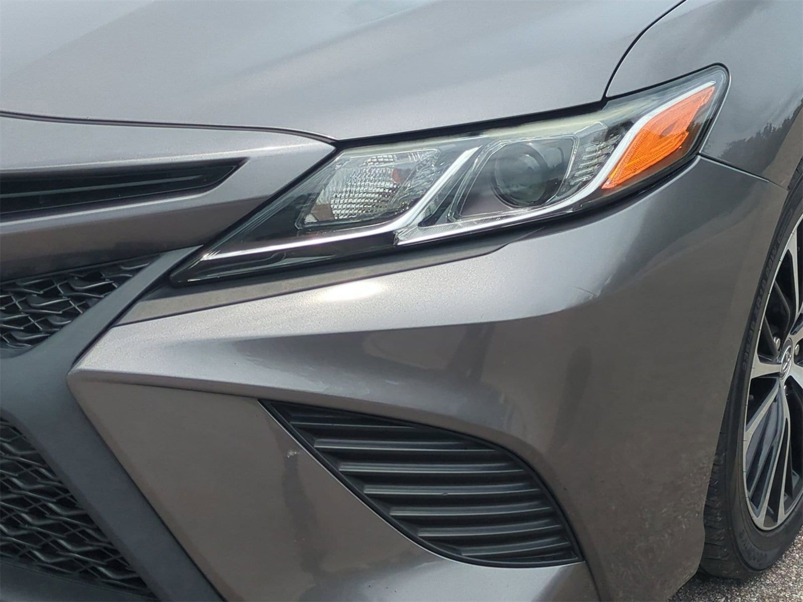 Thumbnail: 2019 Toyota Camry - 11