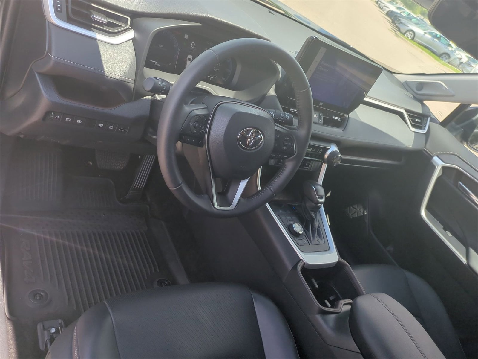 Thumbnail: 2023 Toyota RAV4 - 10