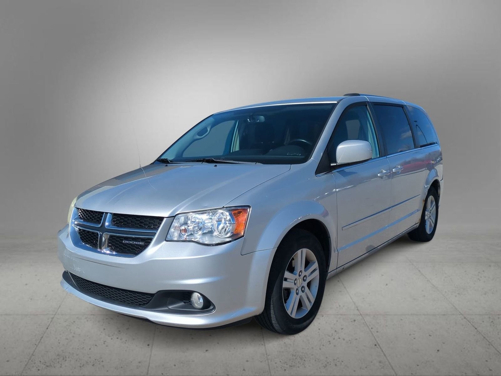 Thumbnail: 2011 Dodge Grand Caravan - 3