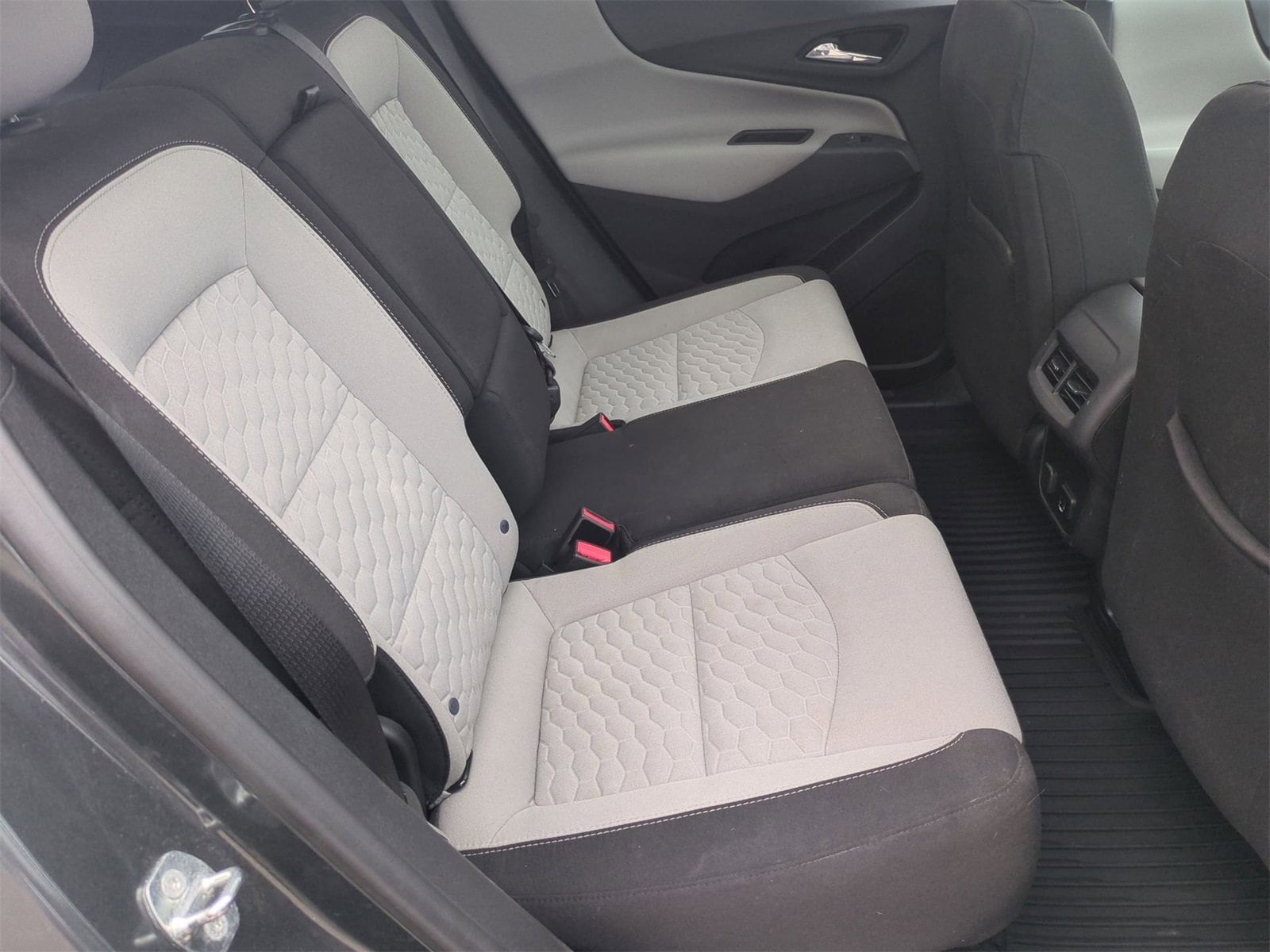Thumbnail: 2018 Chevrolet Equinox - 21