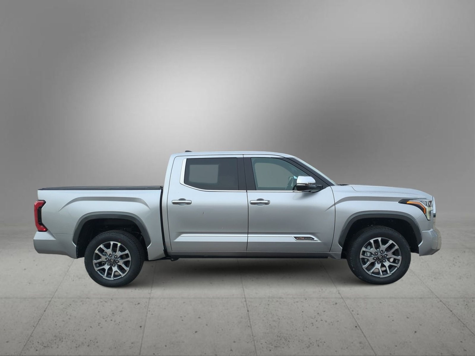 2026 Toyota Tundra 1794 Edition - Photo 9