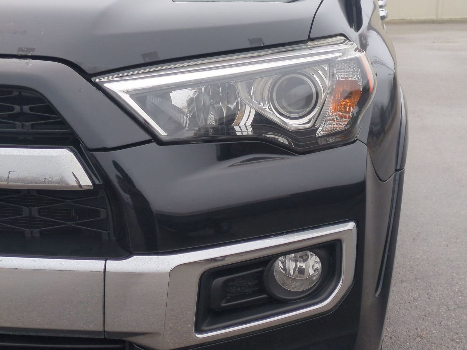 Thumbnail: 2015 Toyota 4Runner - 11