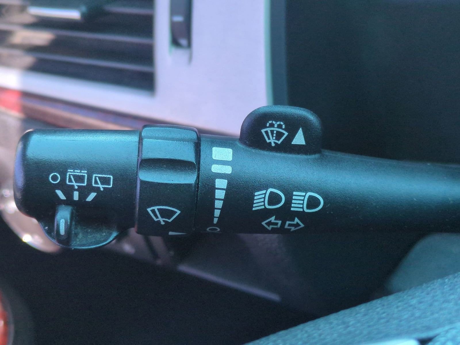 Thumbnail: 2012 Cadillac Escalade - 28