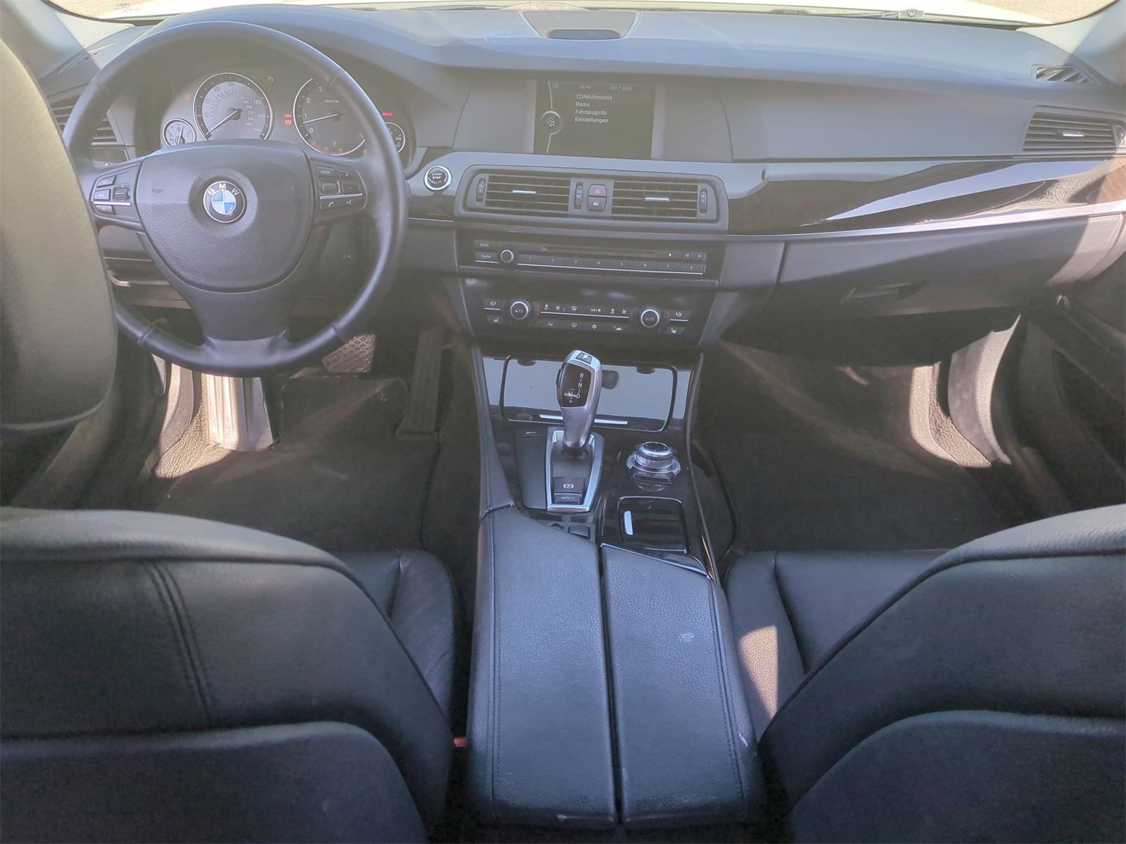 Thumbnail: 2011 BMW 5 Series - 15