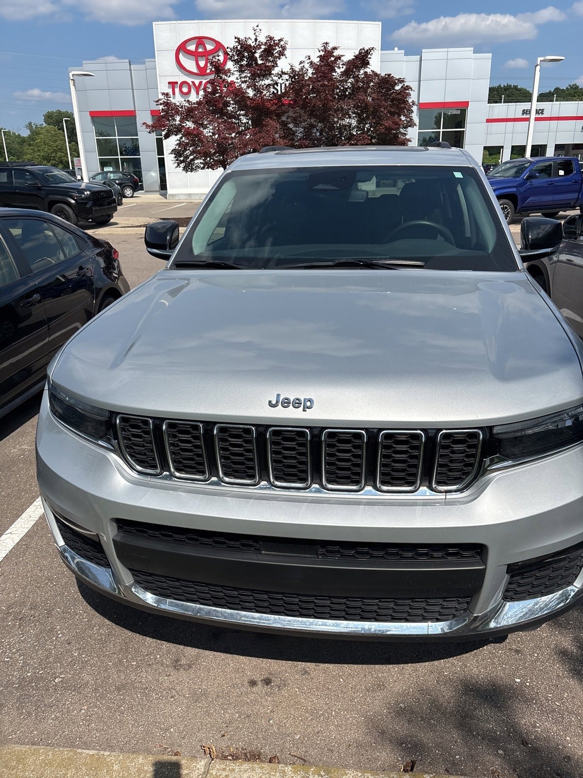 Thumbnail: 2021 Jeep Grand Cherokee L - 2