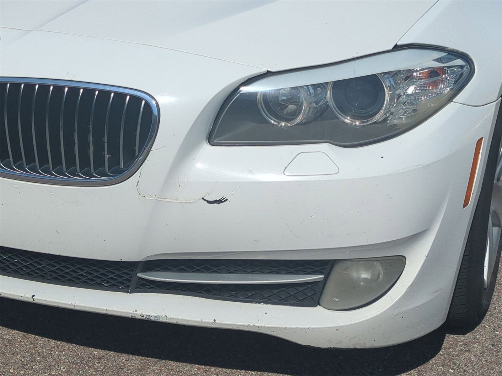 Thumbnail: 2011 BMW 5 Series - 11