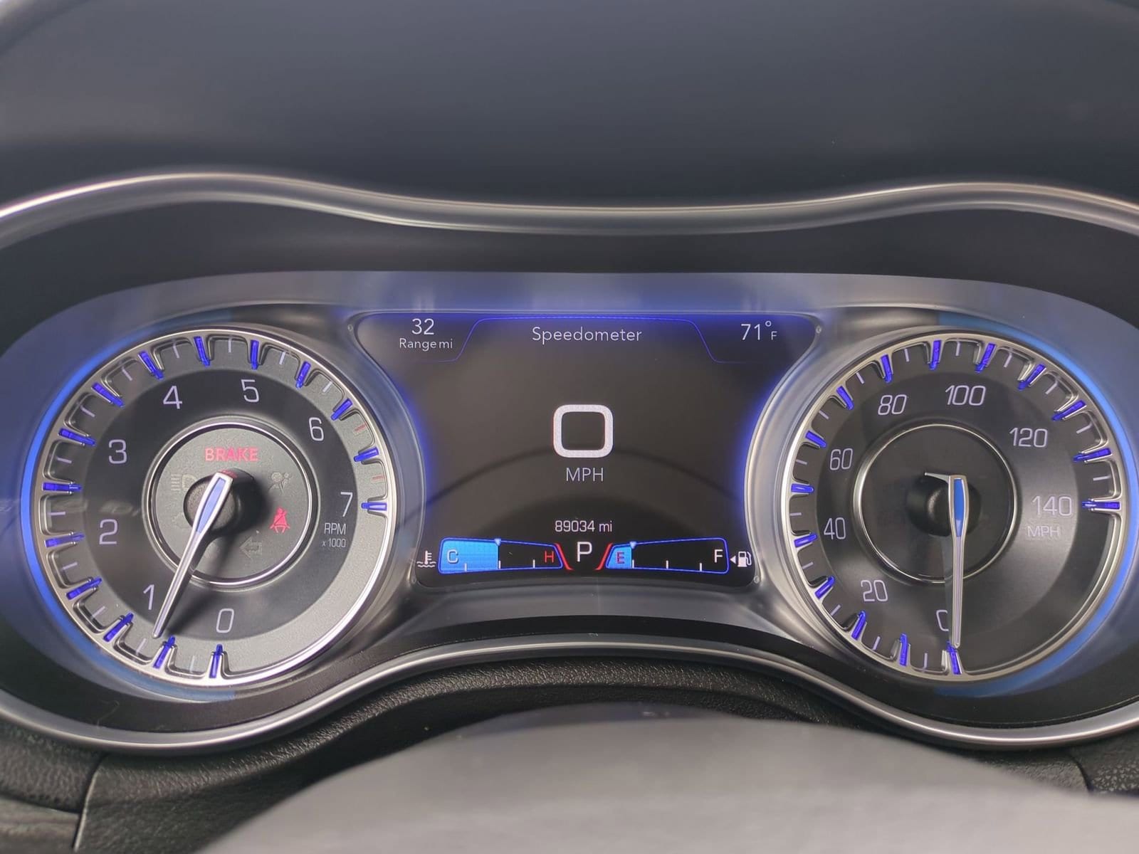 Thumbnail: 2017 Chrysler 300 - 32